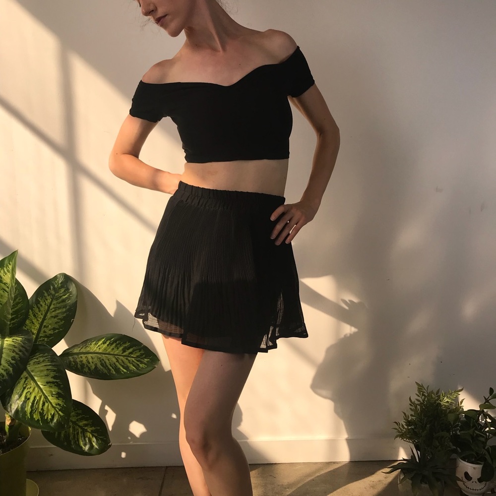 Off The Shoulder Crop Top